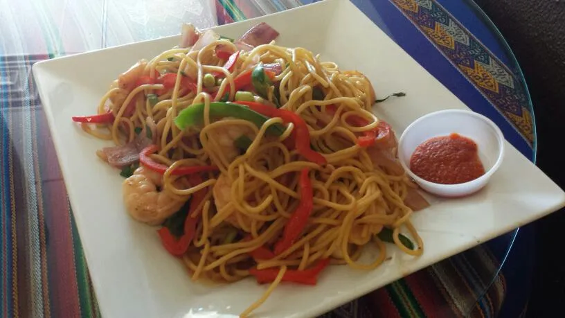 Tallarin Saltado de Carne